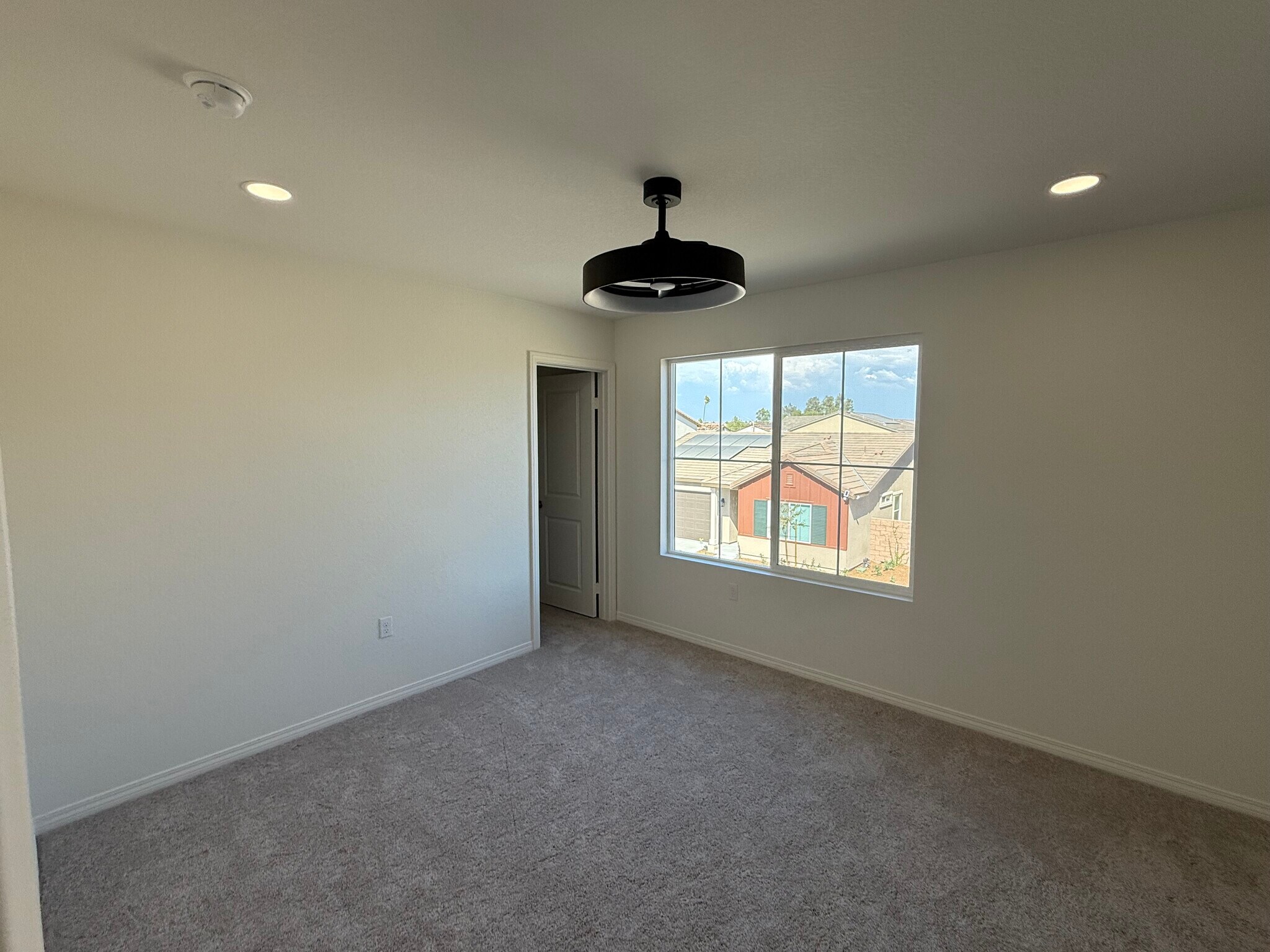 Building Photo - 9683 Manza Ct