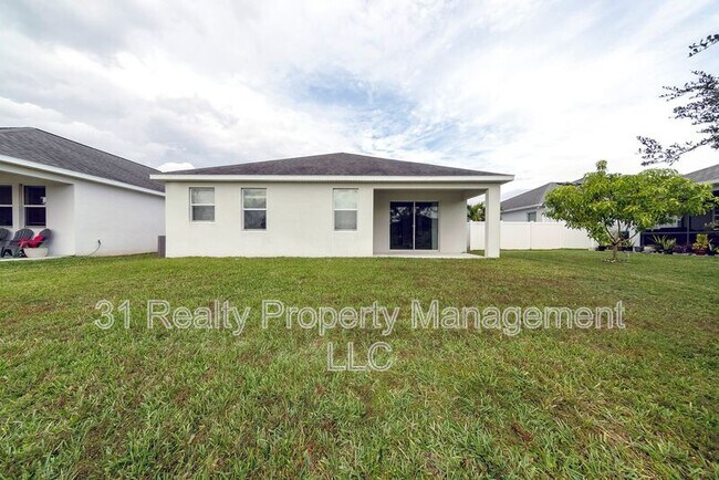 Building Photo - 11036 Sycamore Woods Dr