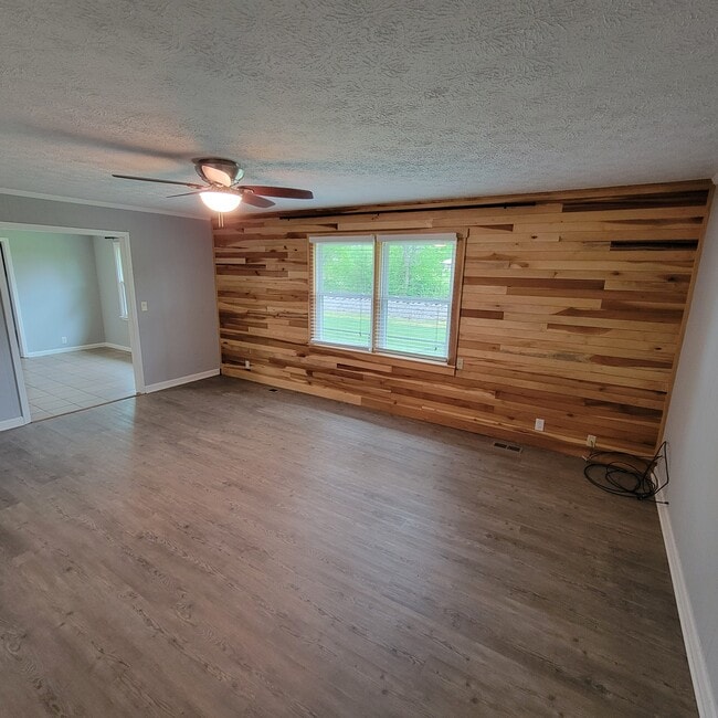 Building Photo - 10668 Old Baxter Rd