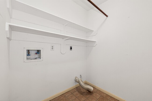 Building Photo - 3506 Doherty Pl