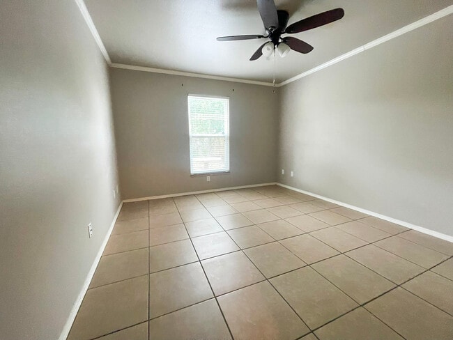 Building Photo - 15829 Grenadine