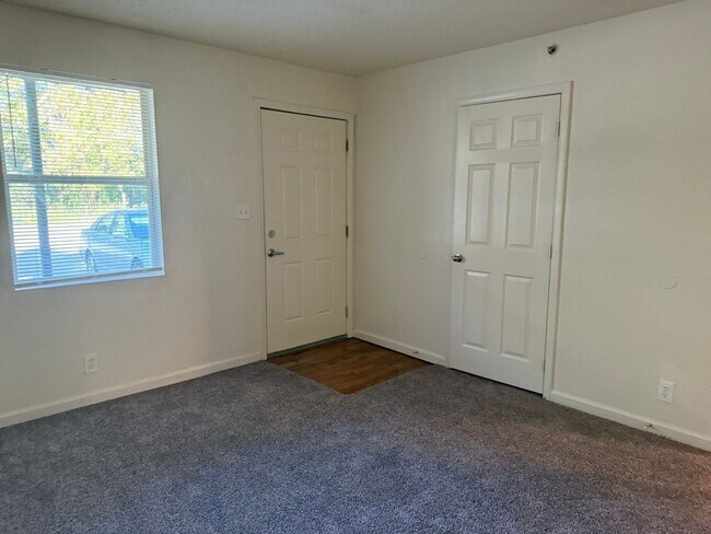 Interior Photo - Red Bud