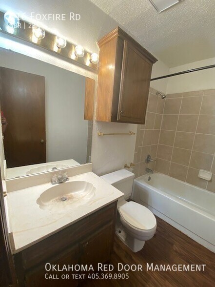 Building Photo - 516 Foxfire Rd