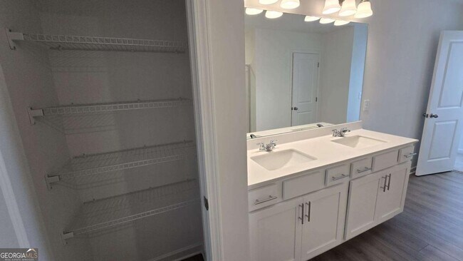 Building Photo - 5399 Allegro Ln