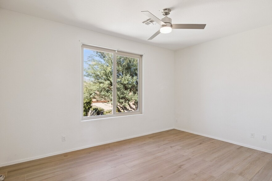 Building Photo - 13826 N Saguaro Blvd