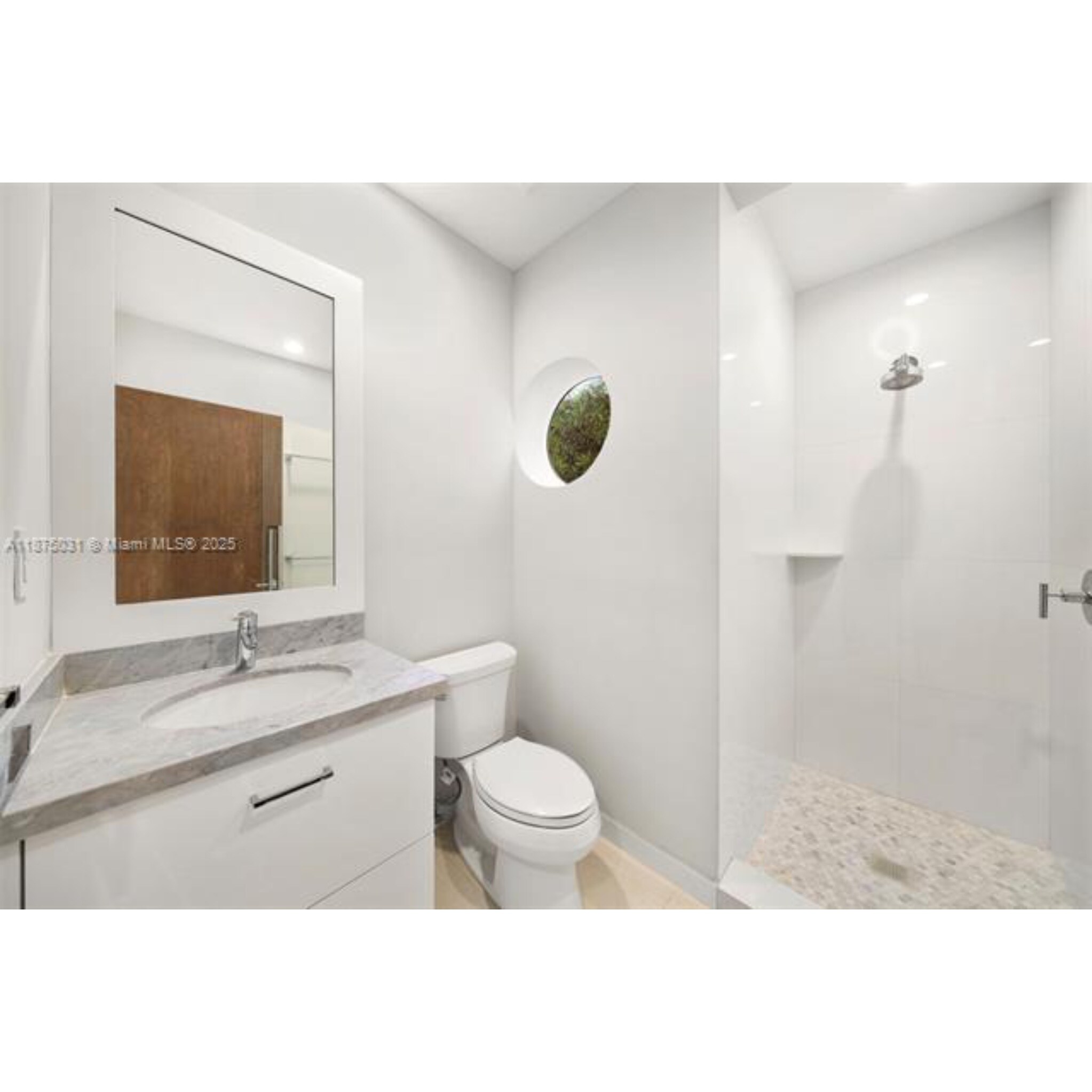 Building Photo - 4380 Lake Rd