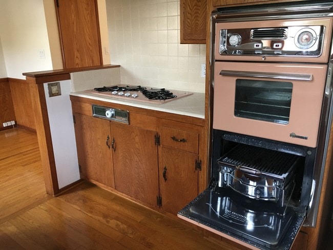 The "Grillevator"! - 1147 24th St