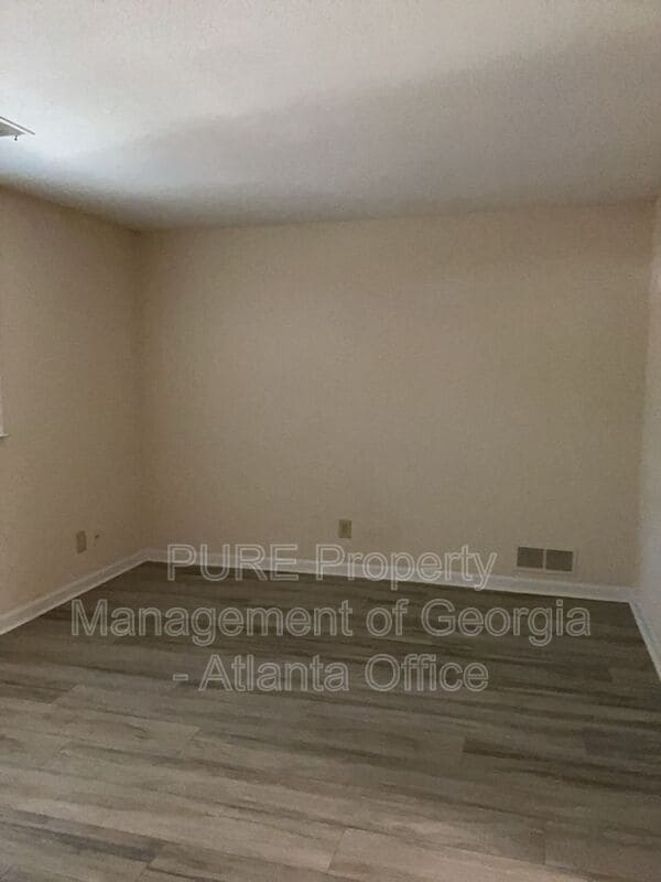 Building Photo - 774 Rogers Way SW