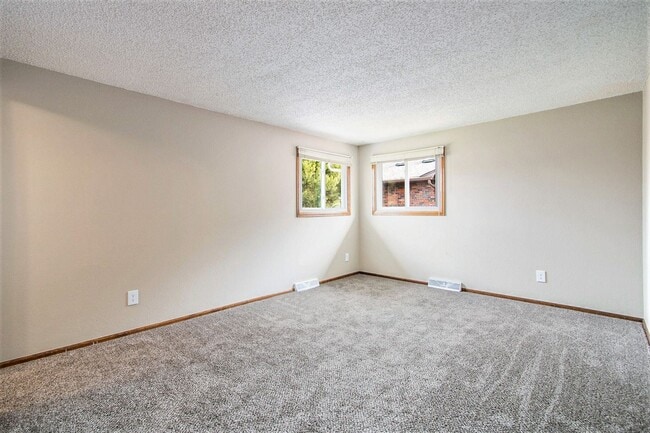 Building Photo - 3 br, 2 bath House - 2514 Kittredge Drive