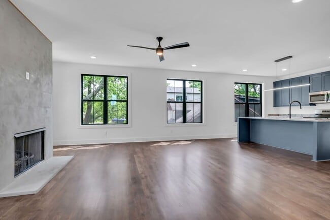 Building Photo - Modern Luxury Living in East Nashville