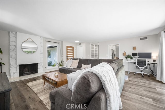 Building Photo - 3600 Lama Ave