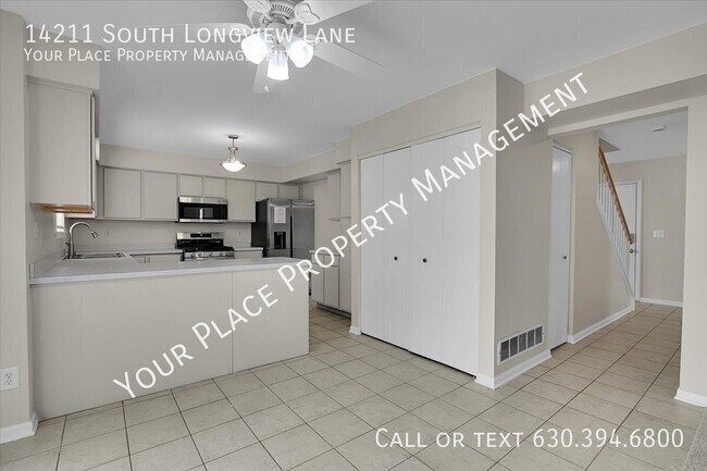 Building Photo - 14211 S Longview Ln