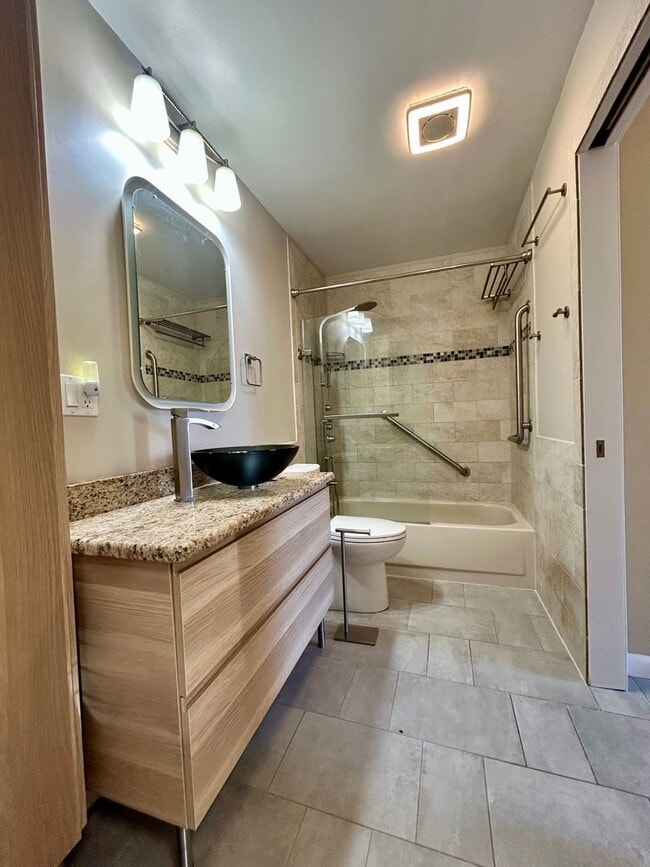 Building Photo - Gorgeous 3-Bedroom Home with Unobstructed Views and Access to North Open Space from Yard!