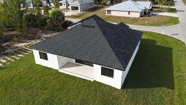 Building Photo - 10426 Live Oak Rd