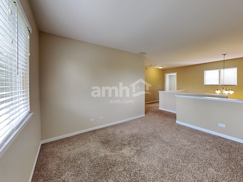 Building Photo - 1441 Meadowsedge Ln