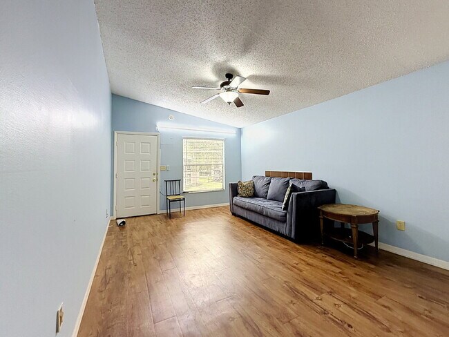 Building Photo - 4032 Tumble Wood Trl
