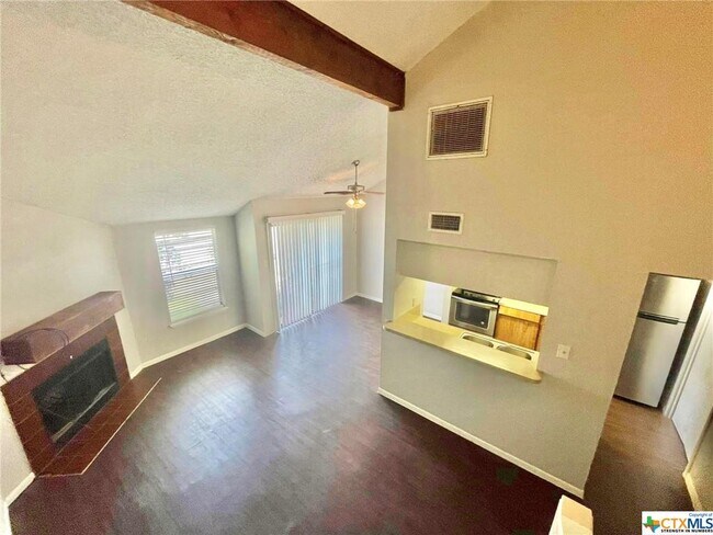 Building Photo - 118 Sherwood Dr