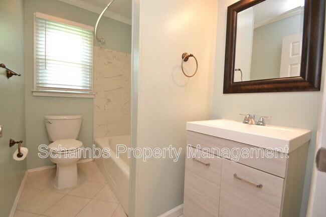 Building Photo - 5131 Lundy Dr