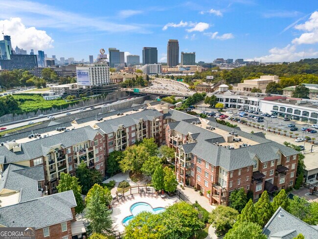 Building Photo - 1735 Peachtree St NE