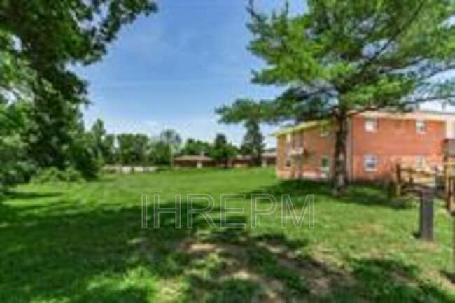Building Photo - 276 Powell Cir