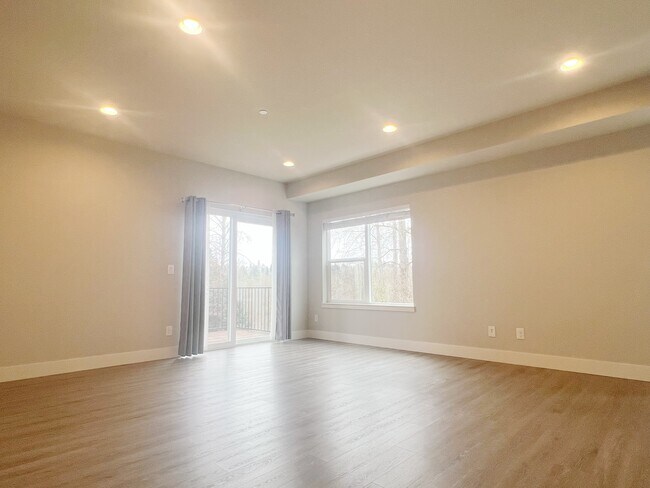 Building Photo - 18236 73rd Ave NE