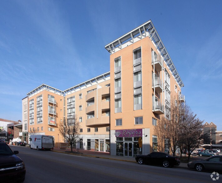Primary Photo - Center City Apartments