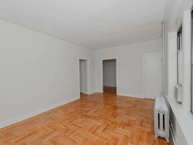 Building Photo - 50 Reservoir Ave
