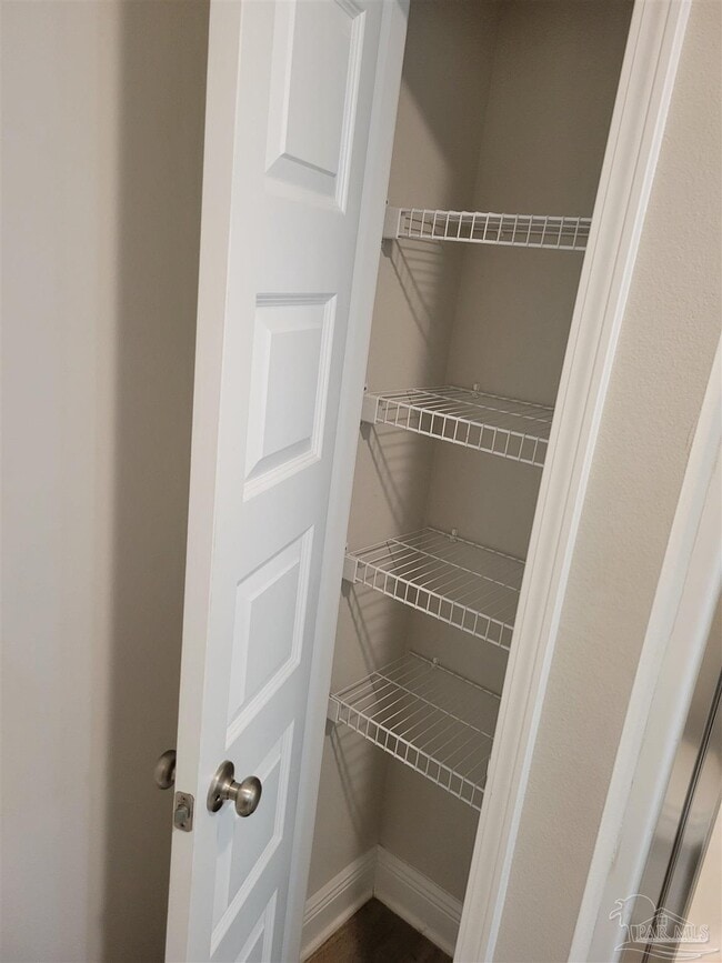 Building Photo - 6081 Royal Port Ct