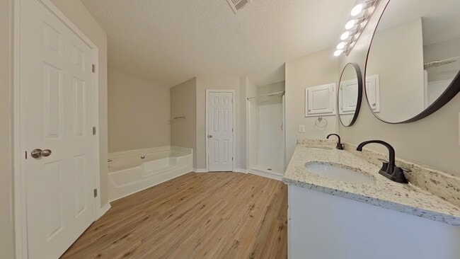 Building Photo - 5405 Josh Dr