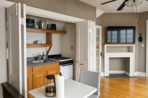 Building Photo - 171 Richmond Ave