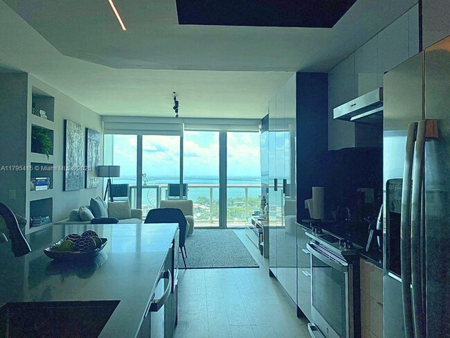 Building Photo - 888 Biscayne Blvd
