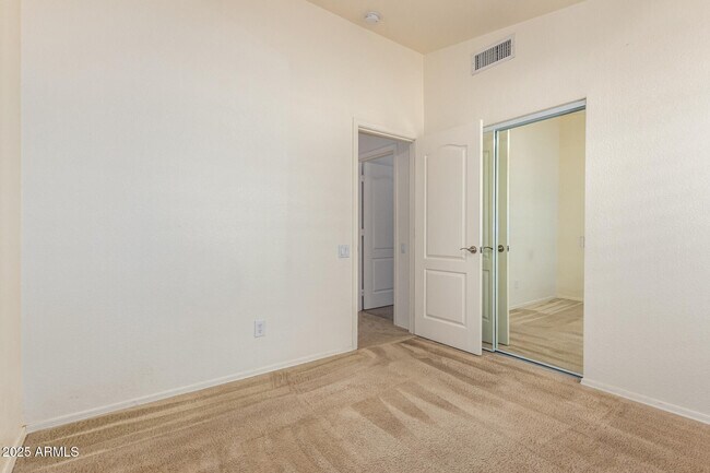 Building Photo - 6195 W Blackhawk Dr
