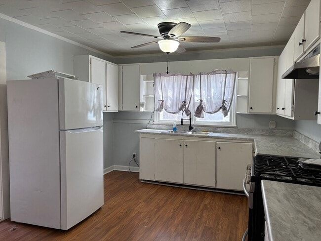 Building Photo - 3 BED, 1 BATH FARM HOUSE LOCATED IN STAR!