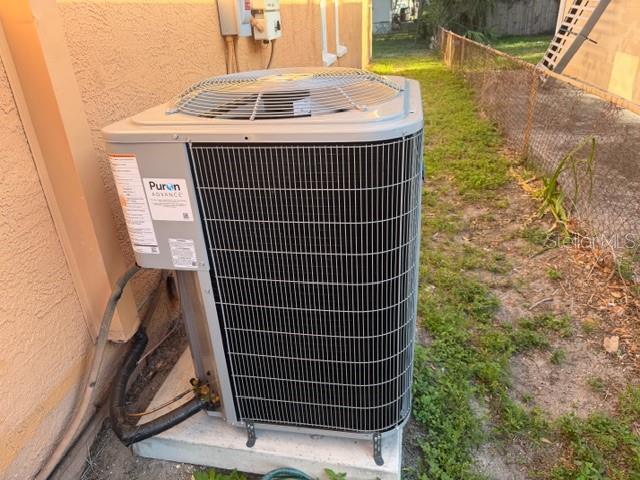 Building Photo - 3212 E Wilder Ave