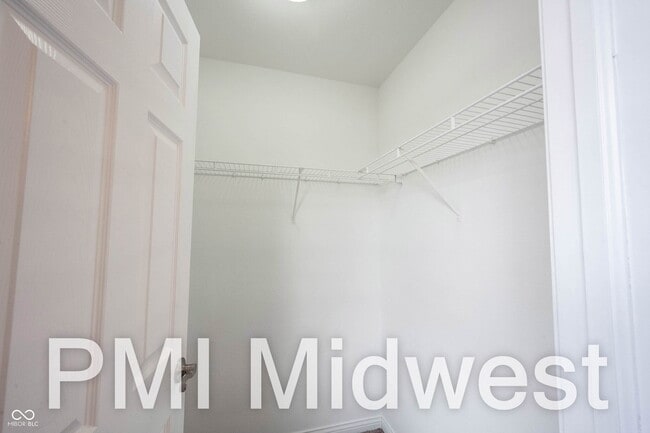 Building Photo - 18058 Cristin Way