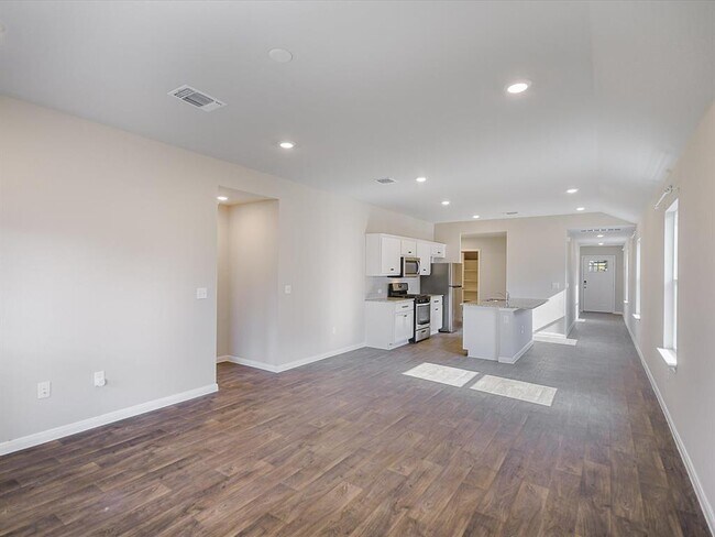 Building Photo - 14408 Boquist Dr