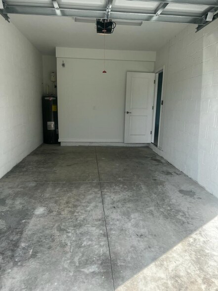 Building Photo - 14310 Oviedo Pl