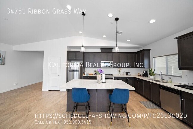 Building Photo - 34751 Ribbon Grass Way