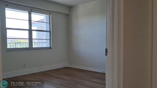 Building Photo - 12701 SW 13th St