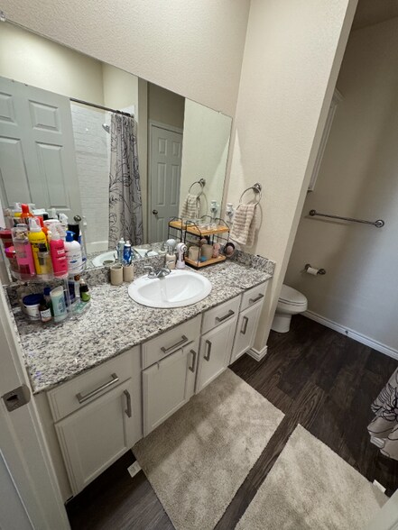 Building Photo - 3601 Barnacle Dr