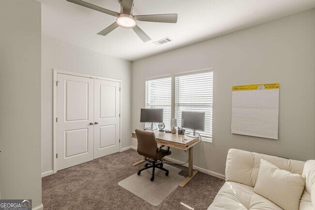 Building Photo - 1205 Skylar Ln SE