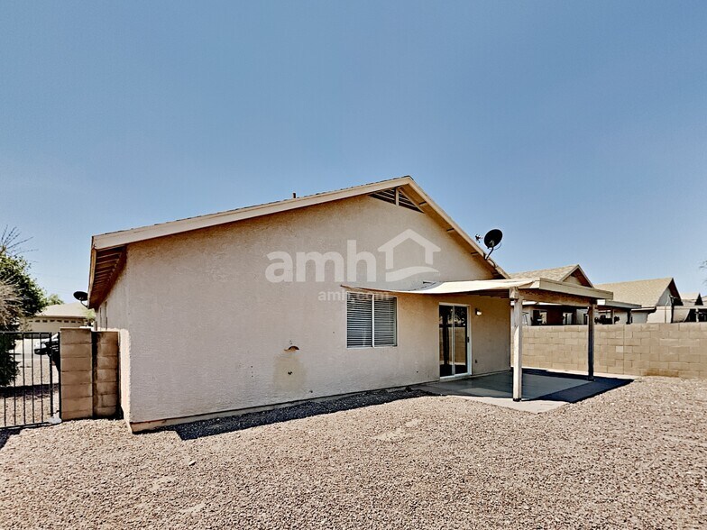 Building Photo - 7049 E Strike Eagle Way
