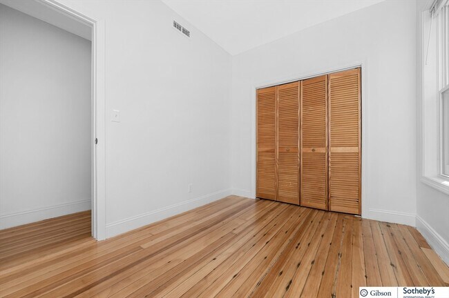 Building Photo - 9 Hansborough St