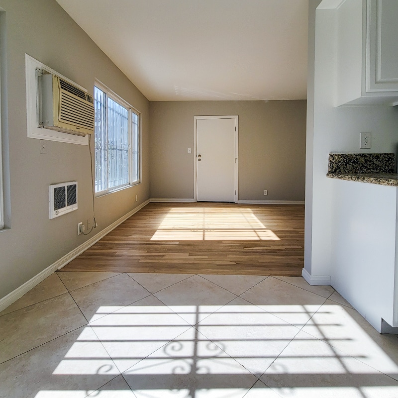 Building Photo - 1802 Wilton Pl
