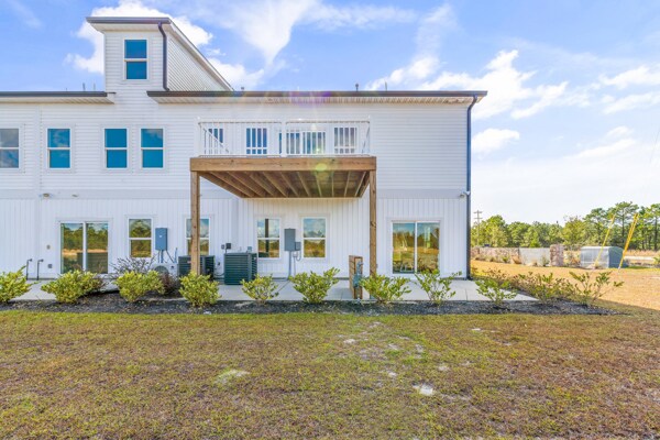 Building Photo - 305 Lineback Pl