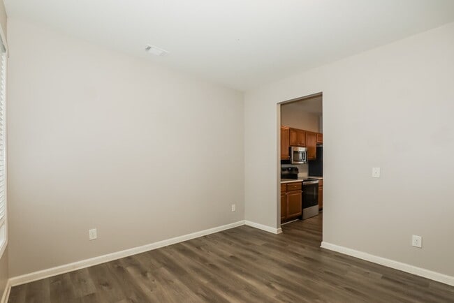 Building Photo - 1555 Persimmon Trace