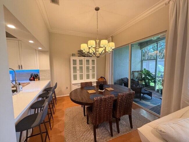 Building Photo - Two-story Upscale Townhouse located at Bel...