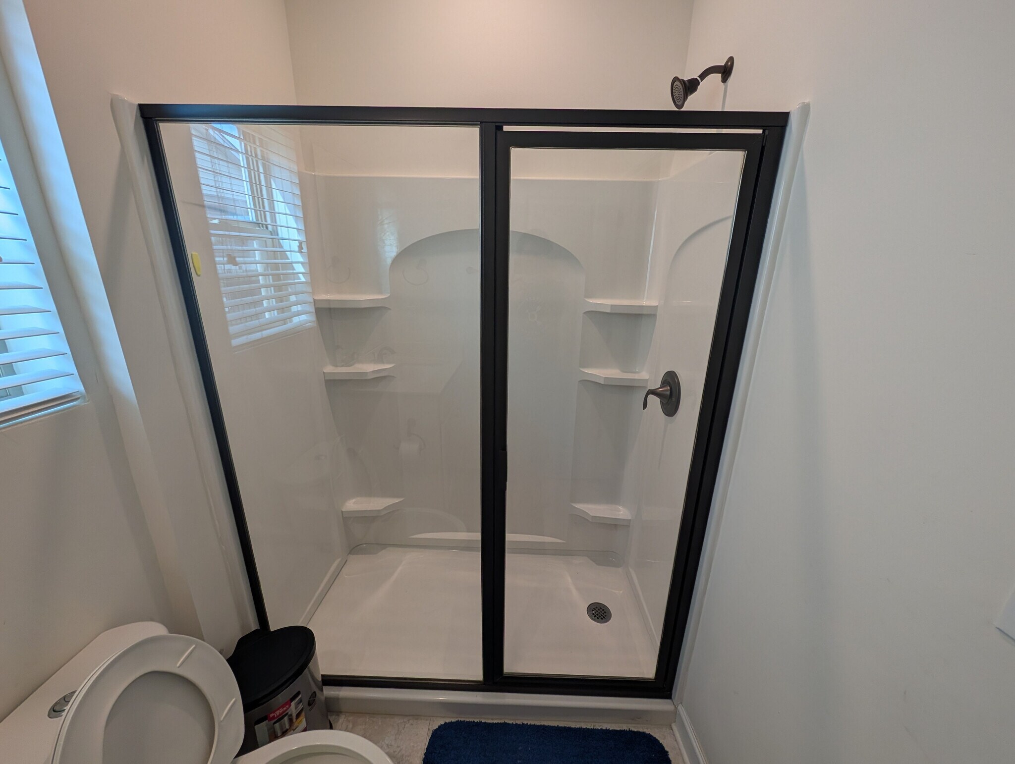 Building Photo - Room in House on Rupell Dr