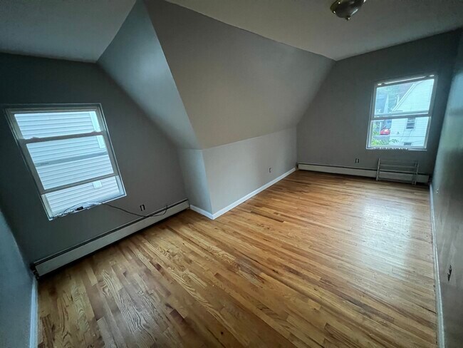 Building Photo - 37 N 16th St