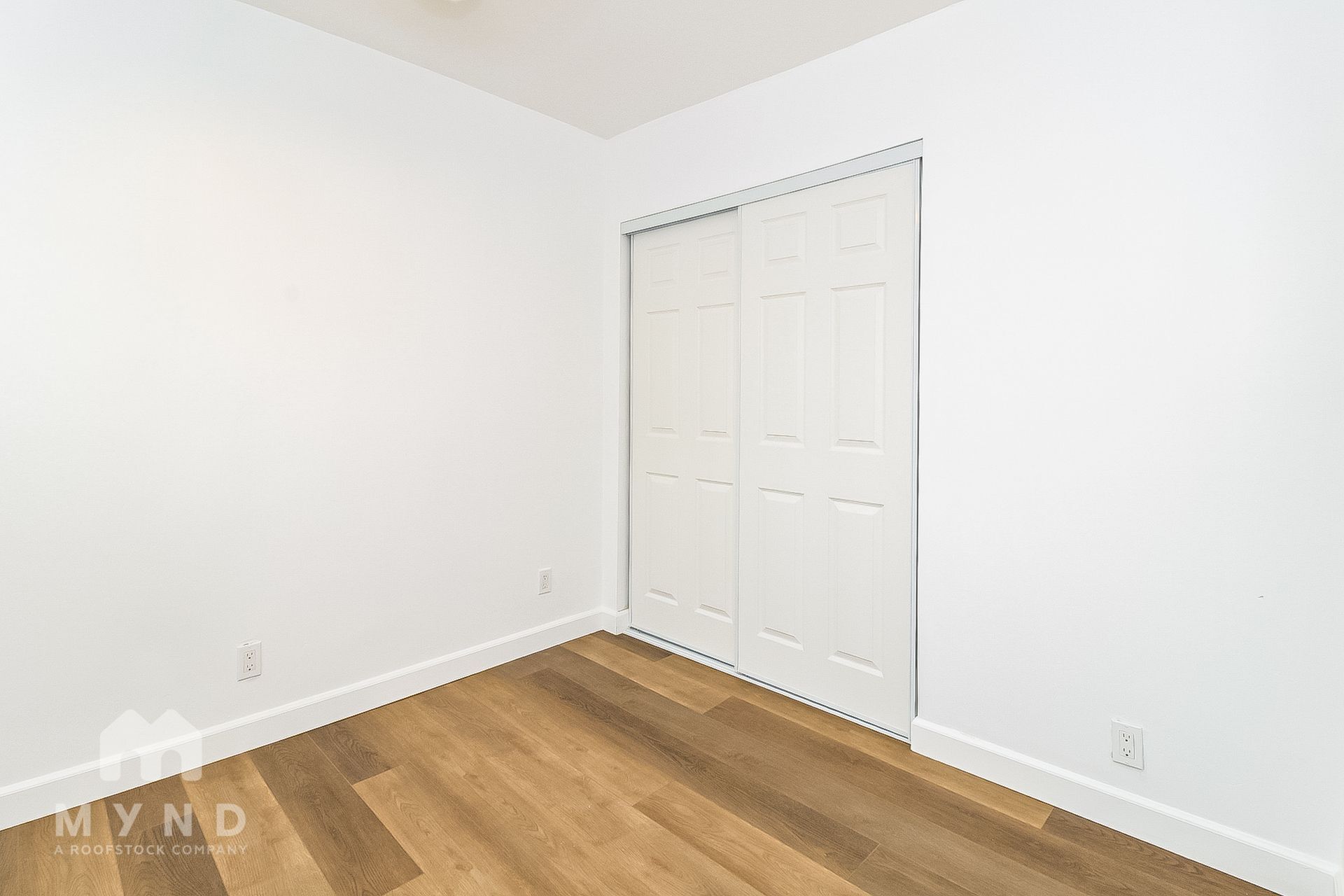 Building Photo - 702 Dixieanne Ave